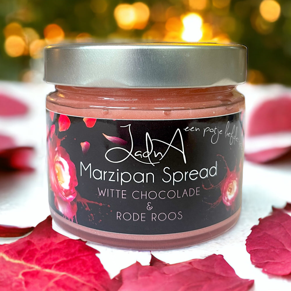 
                  
                    A jar of LOVE... Spreadable Marzipan with the flavor of red rose
                  
                