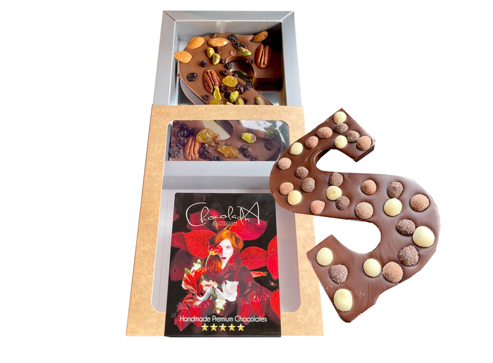 
                  
                    Traditionele Chocoladeletters verschillende soorten prijs per 15 stuks
                  
                